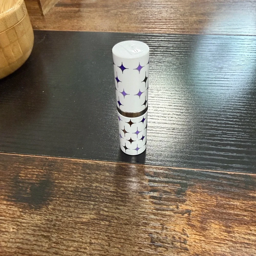 New Clinique Dramatically Different in A Different Grape